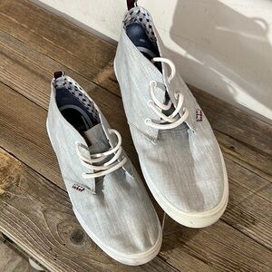Ben Sherman gray Bristol Chukka boots. Size 11. Fabric upper. EUC